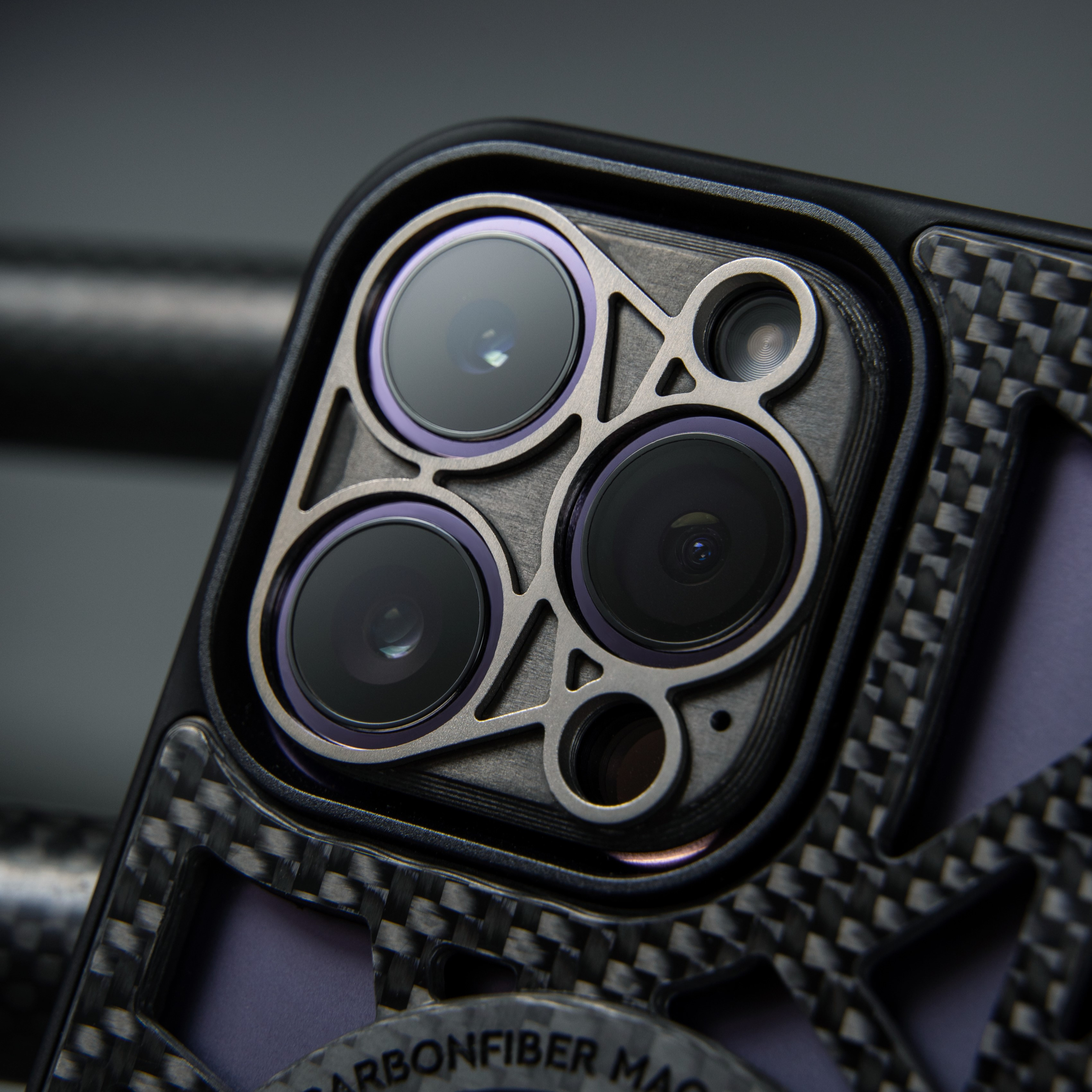 Защита на камеру титан Geometric