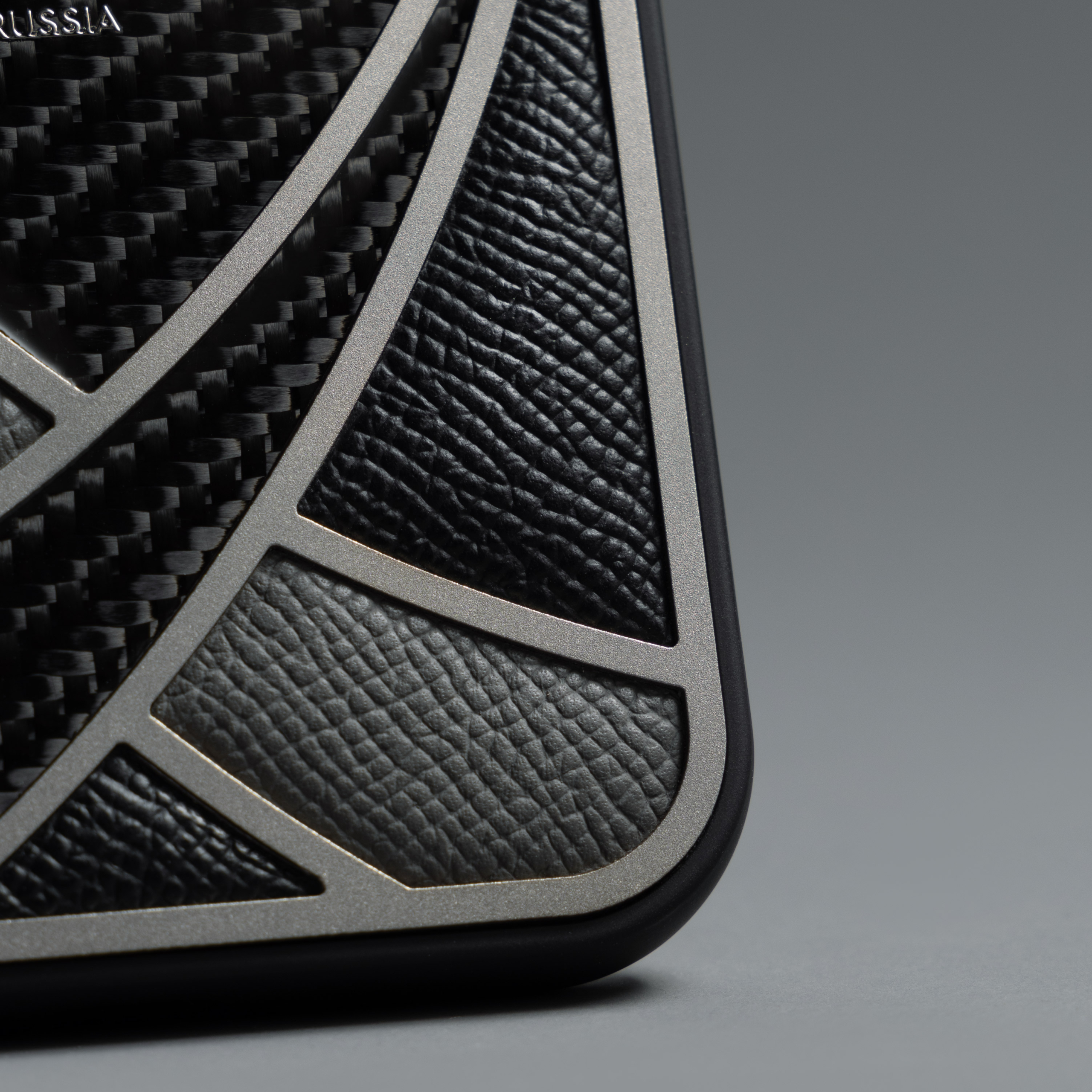 Чехол Steel Hide Dynamic